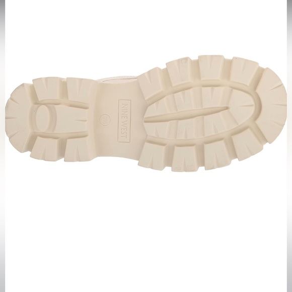 New in Box NINE WEST Women's Obri2 Ankle Combat Boot Ivory size 8 - Picture 7 of 11